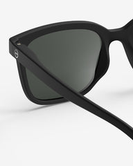 L Black