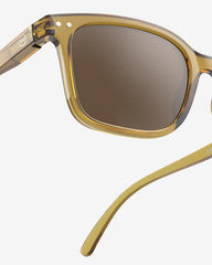 L Golden Green